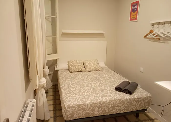 Hostel Amat Private Near Plaza Universitat