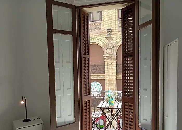 Amat Private Near Plaza Universitat * Barcelona