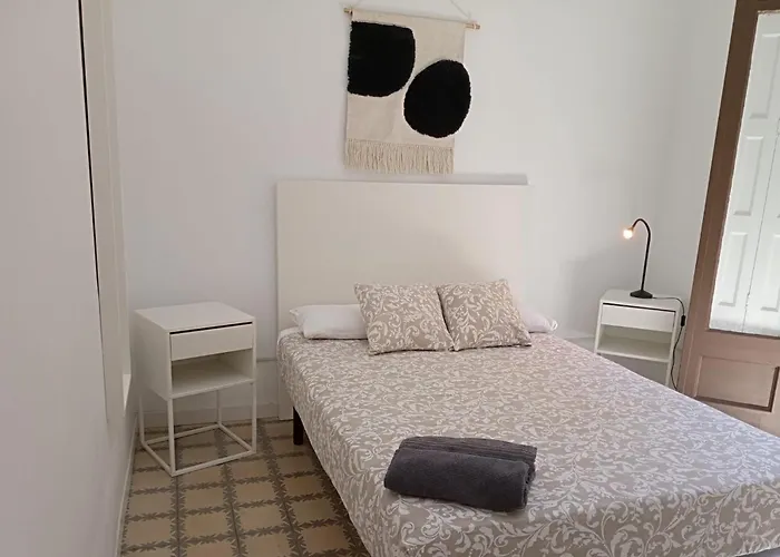 Amat Private Near Plaza Universitat Hostel Barcelona