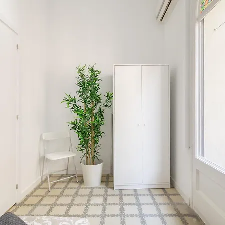 Hostel Amat Private Near Plaza Universitat